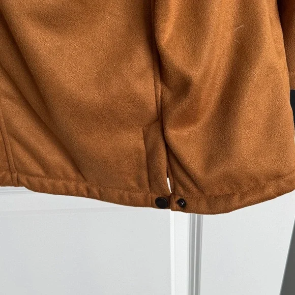 Men's Tan Jacket with Button Closure - Picture 5 of 6